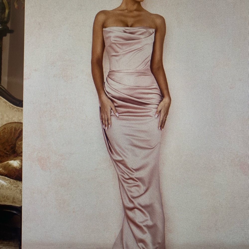 Elegant Strapless Pink Dress